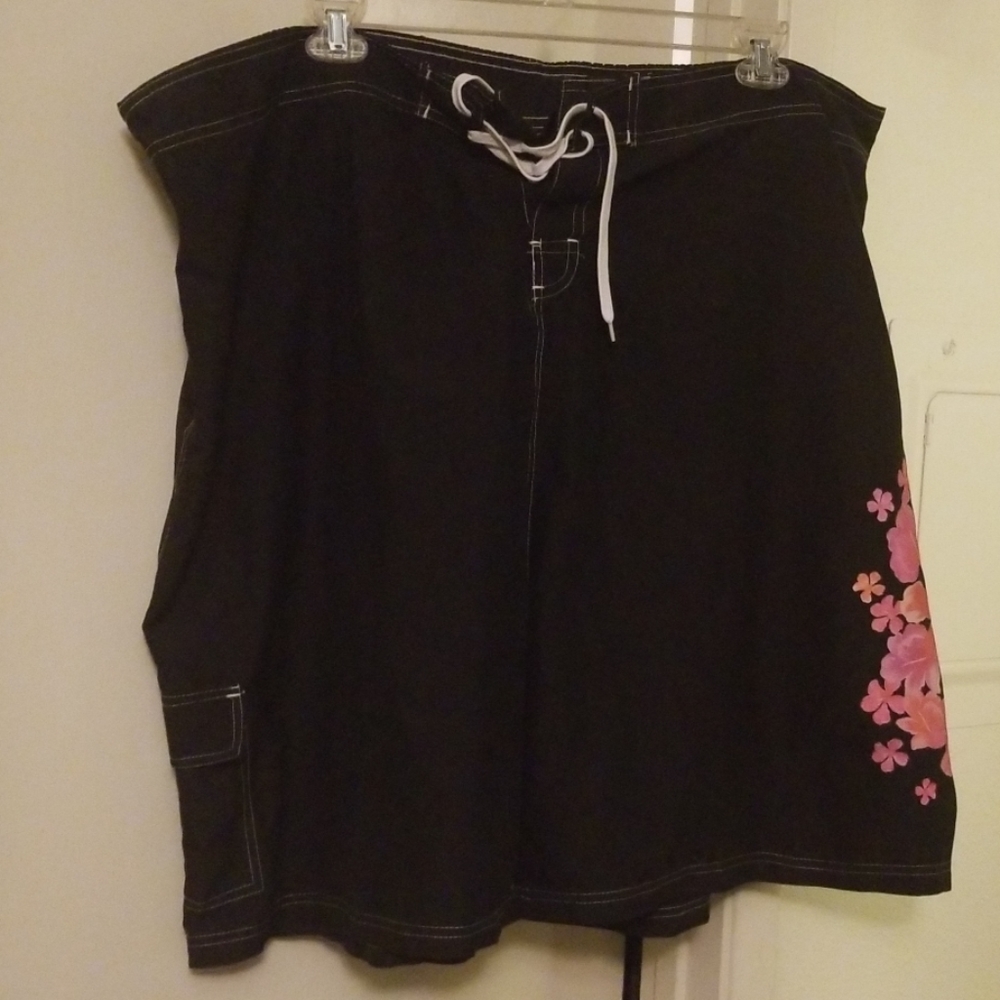 Womens plus board shorts